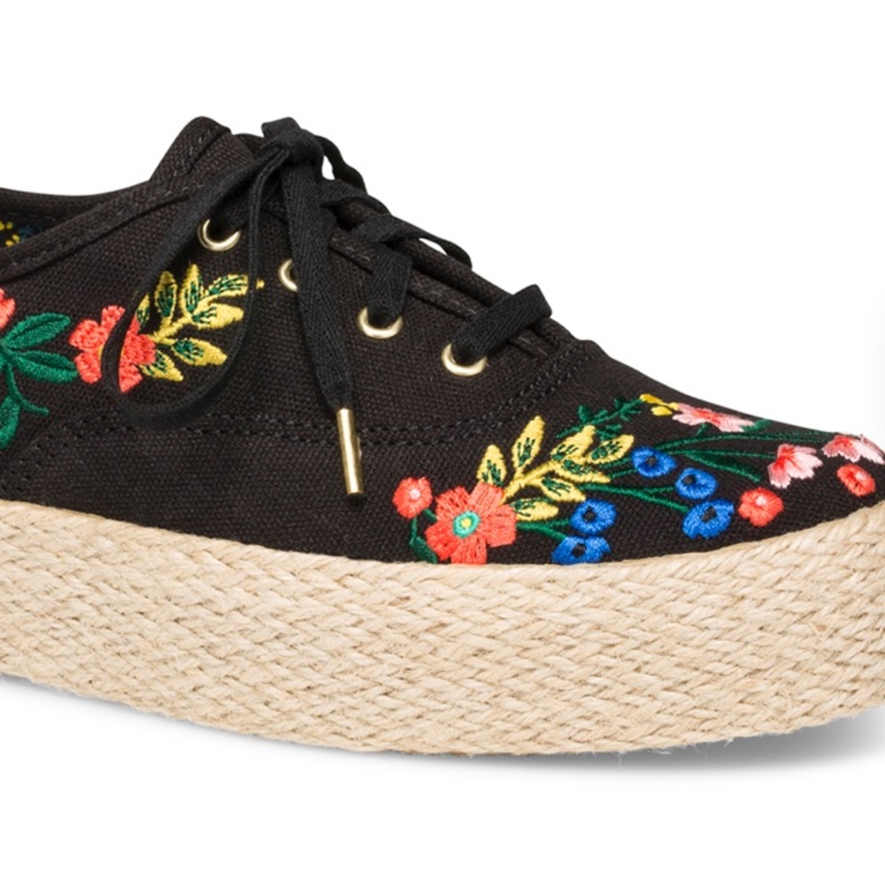 Keds x Rifle Paper Co Embroidered Floral Black Shoes Size 7 fits more like a 6.5